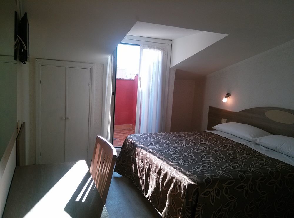Hotel Concorde Рим Экстерьер фото